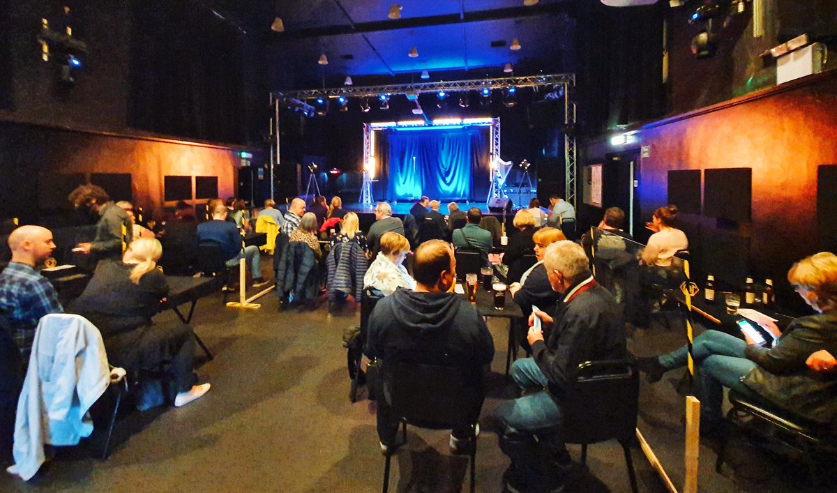 Cracking first comedy gig back seeing <a href="/PatrickJMonahan/">Patrick Monahan</a> at the always welcoming <a href="/TheForum_Music/">The Forum Music Studios</a>.

Stand-up with a side of live harp music - shouldn't work but it did!

Top work by <a href="/HilarityBites/">Hilarity Bites Comedy Club</a> as usual.