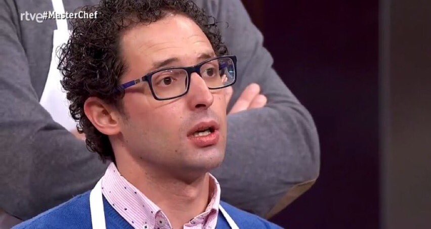 Deeeiiviiid's tweet photo. Fran: Mi fuerte no es la expresión

También Fran:
#MasterChef https://t.co/2AWLzRSaPd