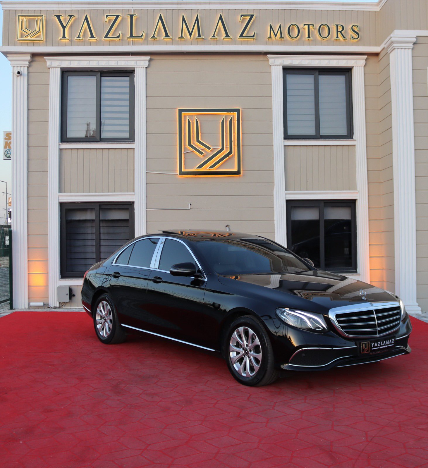 Yazlamazmotors 18 Mercedes E180 Exclusive Yazlamazmotors T Co Pxli2sj51d Twitter