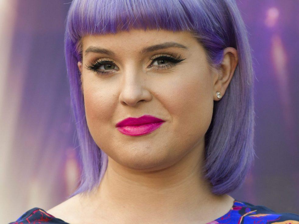 Kelly Osbourne hits back at 'stupid' plastic surgery rumours