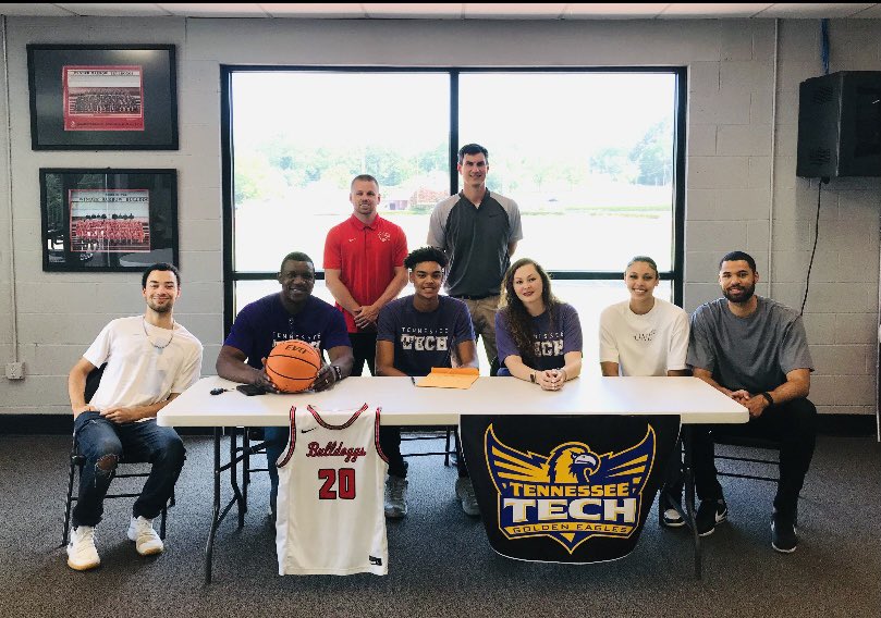 WinderDoggs's tweet photo. Congrats @Zay_Ododa on signing with Tennessee Tech! https://t.co/gFG3TEqawF