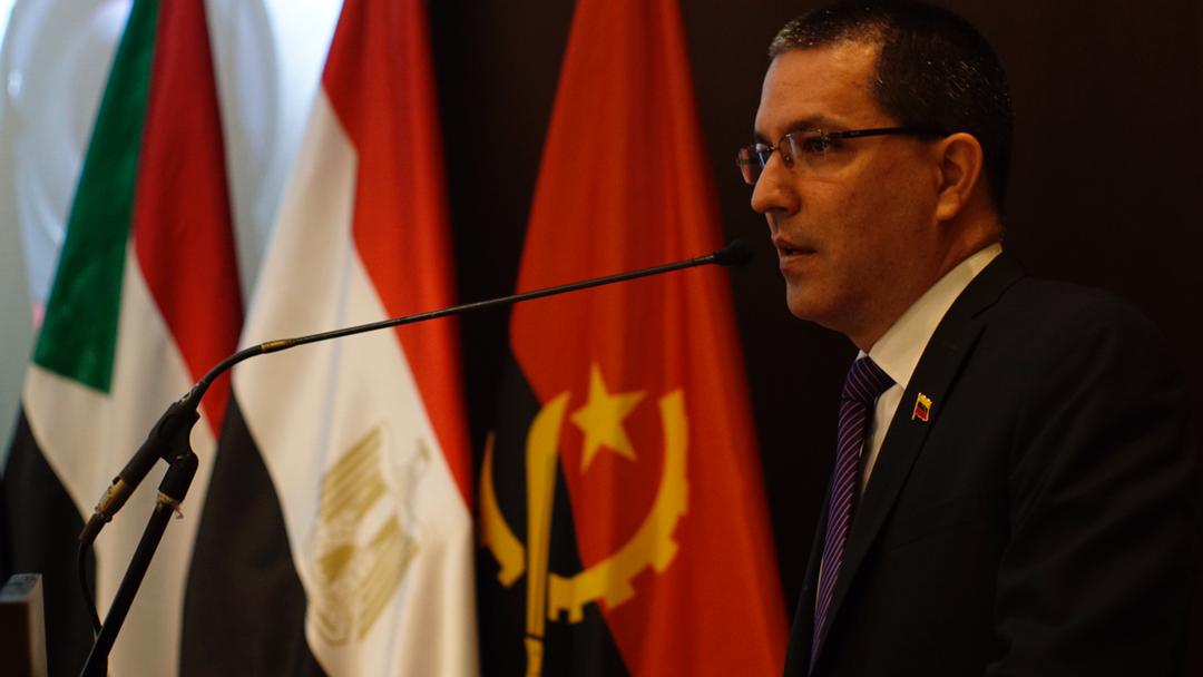 Cancilleria_ve's tweet photo. Canciller @jaarreaza: "Siempre que hablamos de África recordamos que es la Madre de toda la humanidad, de allí surgió la especie humana, pero sobre todo la vemos como la madre de nuestro continente americano"

#25May https://t.co/vMMNUtTdyG