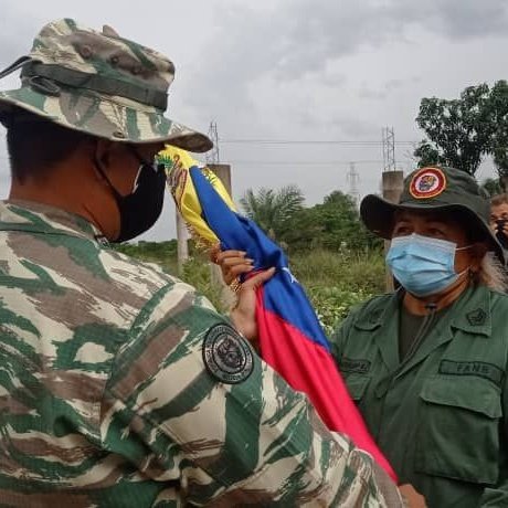 CGMiliciaB's tweet photo. 🇻🇪 Aferrados a los ideales libertarios y humanistas de Bolívar y Chávez, permanecemos efectuando reuniones patrióticas en todo el Territorio Nacional, a fin de garantizar la Soberanía de la Patria Grande.

#LiberenALosPatriotas 
#VenezuelaSeRespeta https://t.co/d8LDosGQPp