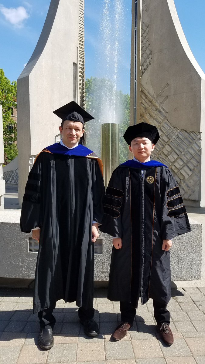 Alex Pak is officially Ph.D. Congratulations, Alex and Good luck in your future endeavours!