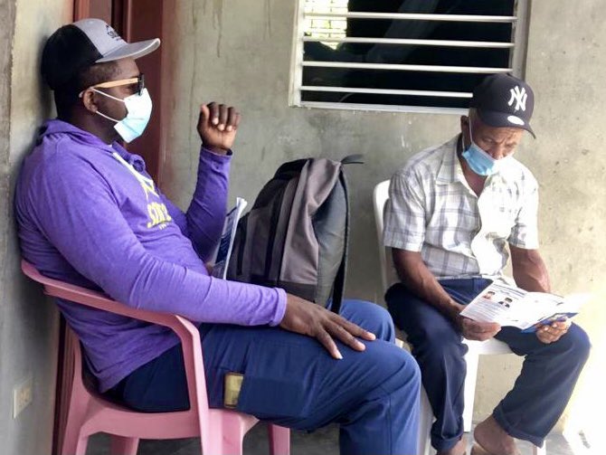 SolidRockIntl's tweet image. Community visits are continuing with outings both last week and scheduled for later this week. Our Dominican staff use these visits to spread the Gospel, offer prayer, and also provide health education, food staples, and COVID-19 relief items.