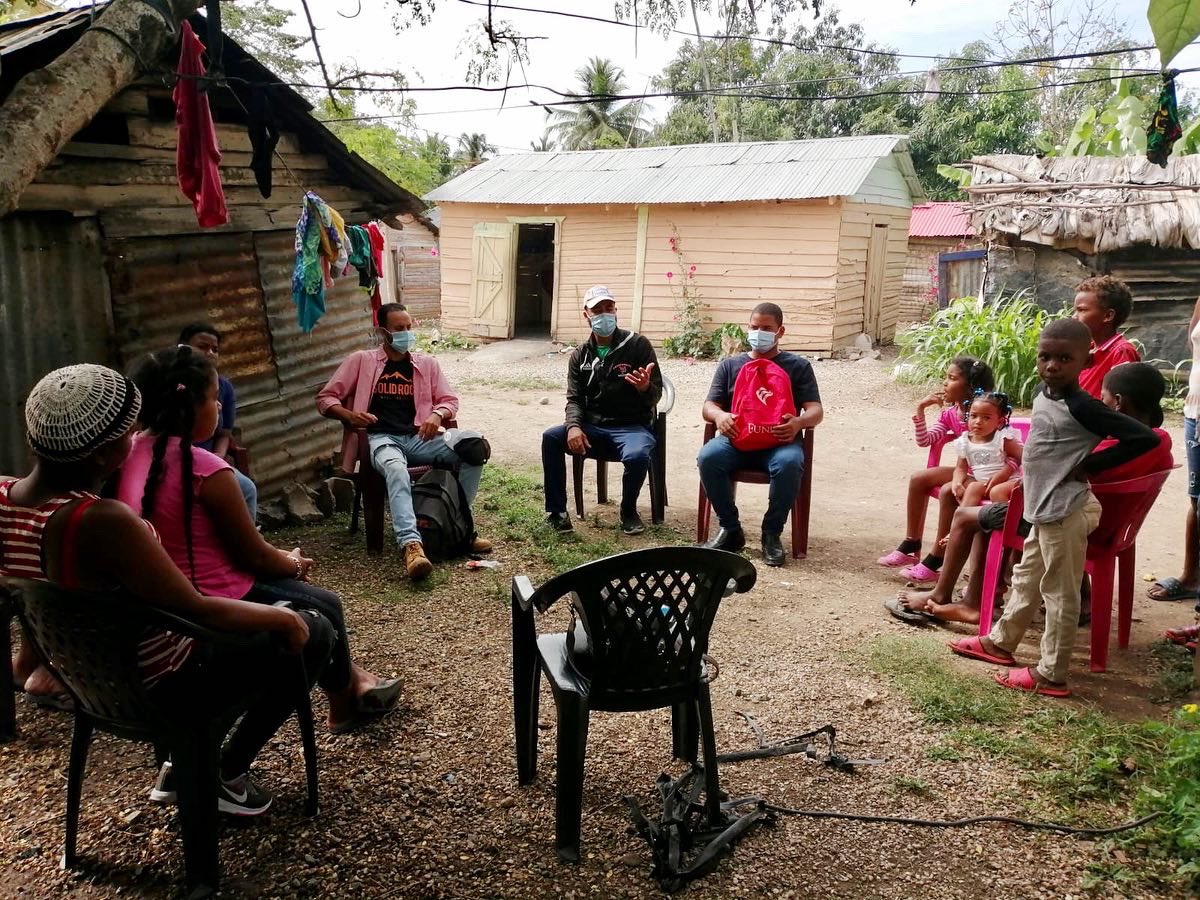 SolidRockIntl's tweet image. Community visits are continuing with outings both last week and scheduled for later this week. Our Dominican staff use these visits to spread the Gospel, offer prayer, and also provide health education, food staples, and COVID-19 relief items.
