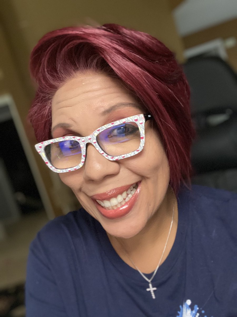 erikaswalwell's tweet photo. Since this seems to be my signature color, Iโm on a quest to find the best burgundy/red wigs. Im not mad at this one โค๏ธโค๏ธโค๏ธ @SensationnelUS #sensationnel #whatlace #keshona #redwigs #alternativehair #alopecia https://t.co/mbgi4qfQYE