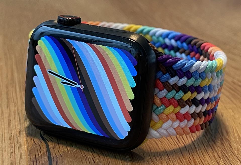Apple Watch: The New Pride Edition Solo Loop Band Is Unique