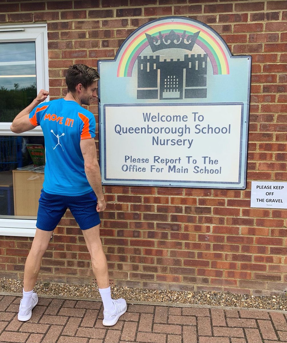 CarlT_Official's tweet photo. 2 days, 500 kids, 17 sessions and a ton of Mr Move It fitness fun @QueenboroughSN . From nursery to year 6 I had an absolute blast putting these youngsters through their paces ๐๐ป๐๐ป๐๐ช๐ผ #MrMoveIt https://t.co/djyKV7dfXN
