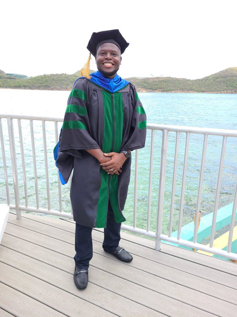 Officially, Dr. Amos Alcius, DO, MS from the islands!
Thank you to everyone who made it possible and believing in me!

#firstgendoc
 #Haitianpride 🇭🇹
#earthquakesurvivor 
#H&amp;Ason