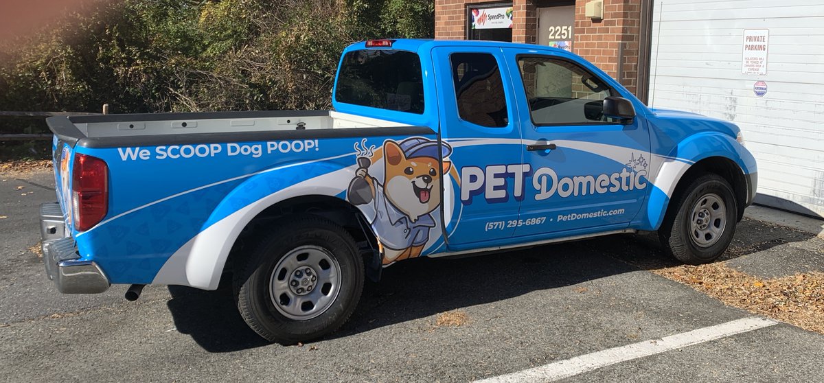 SpeedPro_HQ's tweet image. As one of the most important marketing tools out there, fleet wraps are very beneficial for increasing your brand's awareness! Learn about #FleetWraps and how they have the lowest cost-per-impression when hitting the road. #GreatBigGraphics 🚗

🔗 ow.ly/AD9C50EV32G