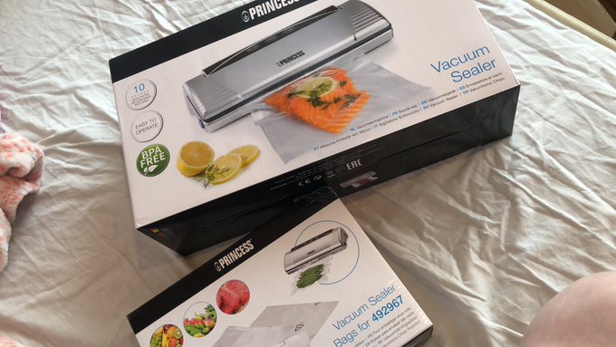 I got a new gadget hehehe panties can be vacuumed now! https://t.co/MsJs01DnOC<a href="/tag/hetperfecteplaatje"class="tags"><span>#hetperfecteplaatje</span></a>