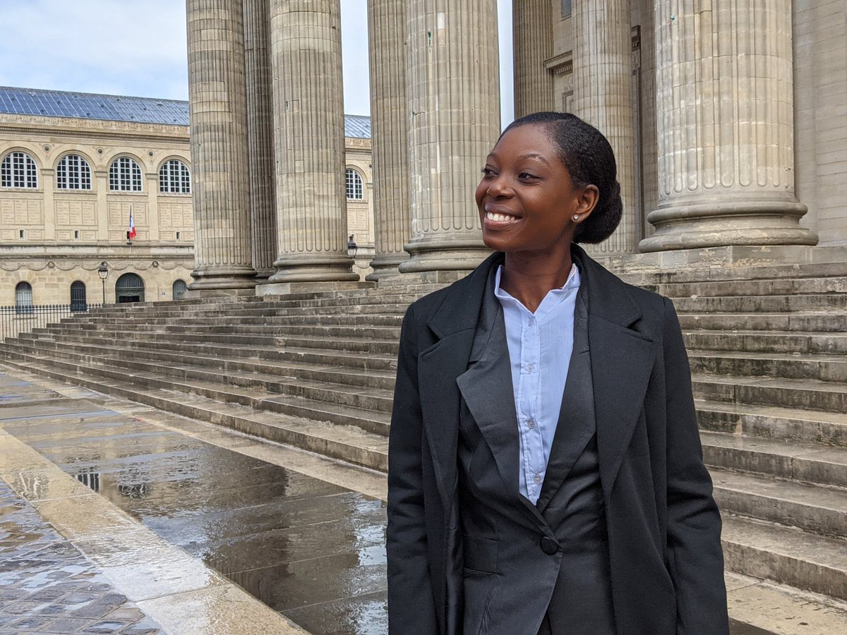 TICKETmaghaiti's tweet photo. Rose Lumane Saint-Jean remporte le Prix du Public TV5 Monde au concours international d’éloquence de l’Université Paris 1, Panthéon-Sorbonne https://t.co/ZhfVxJy7vA