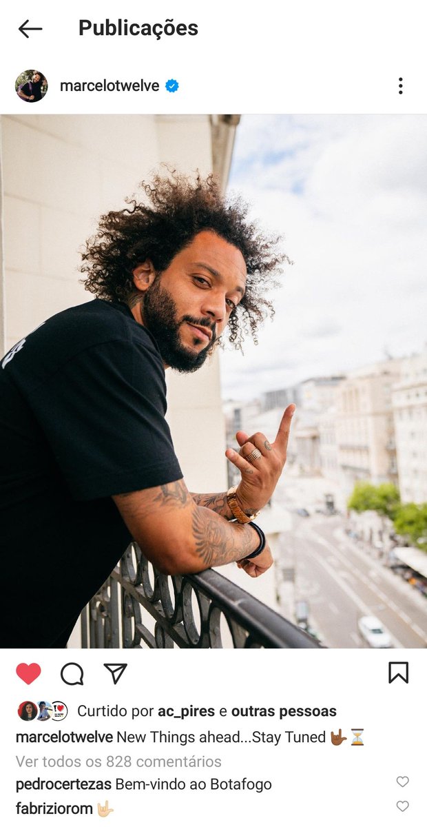 📱 Marcelo publicou essa foto em seu Instagram com a seguinte legenda:

"Coisas novas estão por vir... Continue ligado.🤘🏾⌛"
