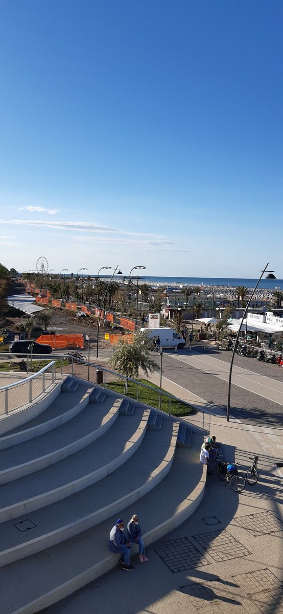 GabryPir's tweet photo. Piano piano si riparte #beach #bluesky #maggio21 #hotel #hospitality #workinginprogres #rimini #emiliaromagna https://t.co/NqF2QdsEHs