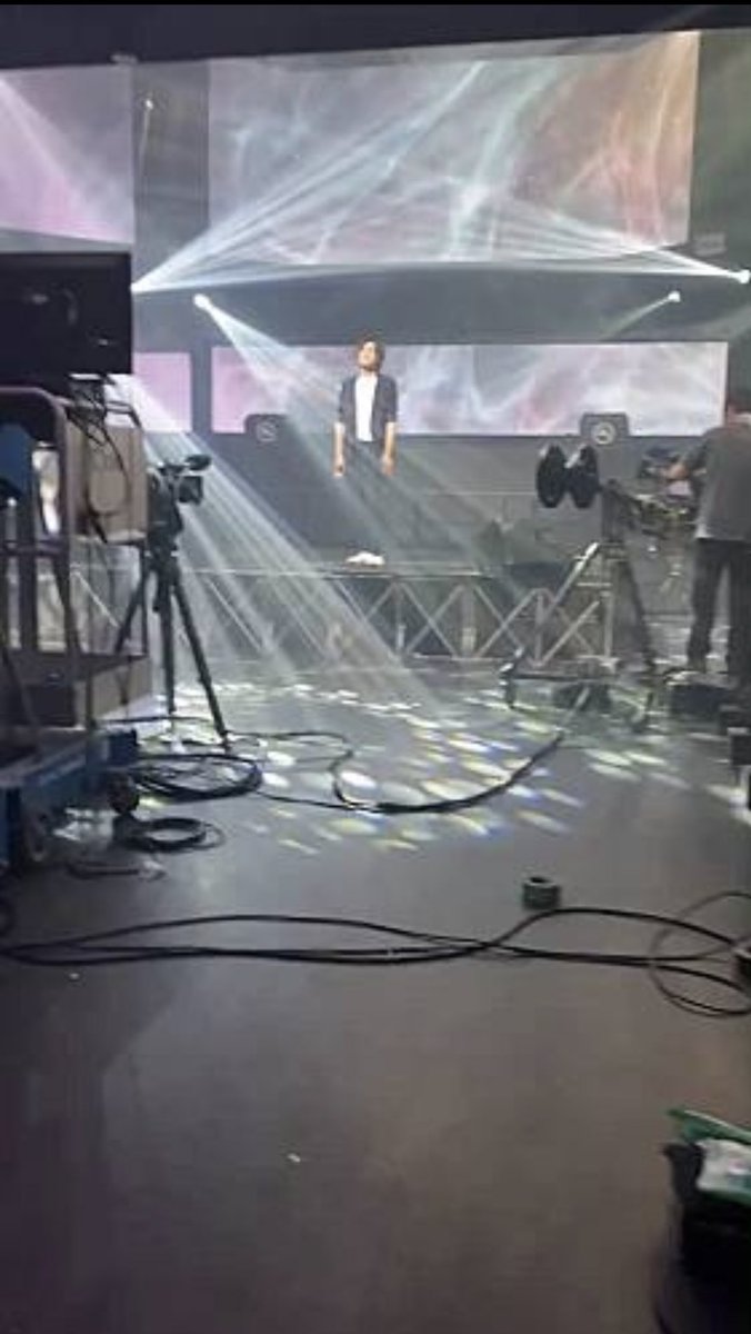 r_t_s21's tweet photo. 昨夜は「教えてもらう前と後」ご覧いただき有難うございました！
まさかのランクイン本当に感謝です‼︎🙇🏻‍♂️
投票してくださった方々、ありがとうございました🙏🏻✨😭

普段歌わない曲だったので、かなりの緊張と必死感が出ておりました😅
ものまねなしで歌うのは難しいと改めて感じました😅 https://t.co/eYl3NgjwUD