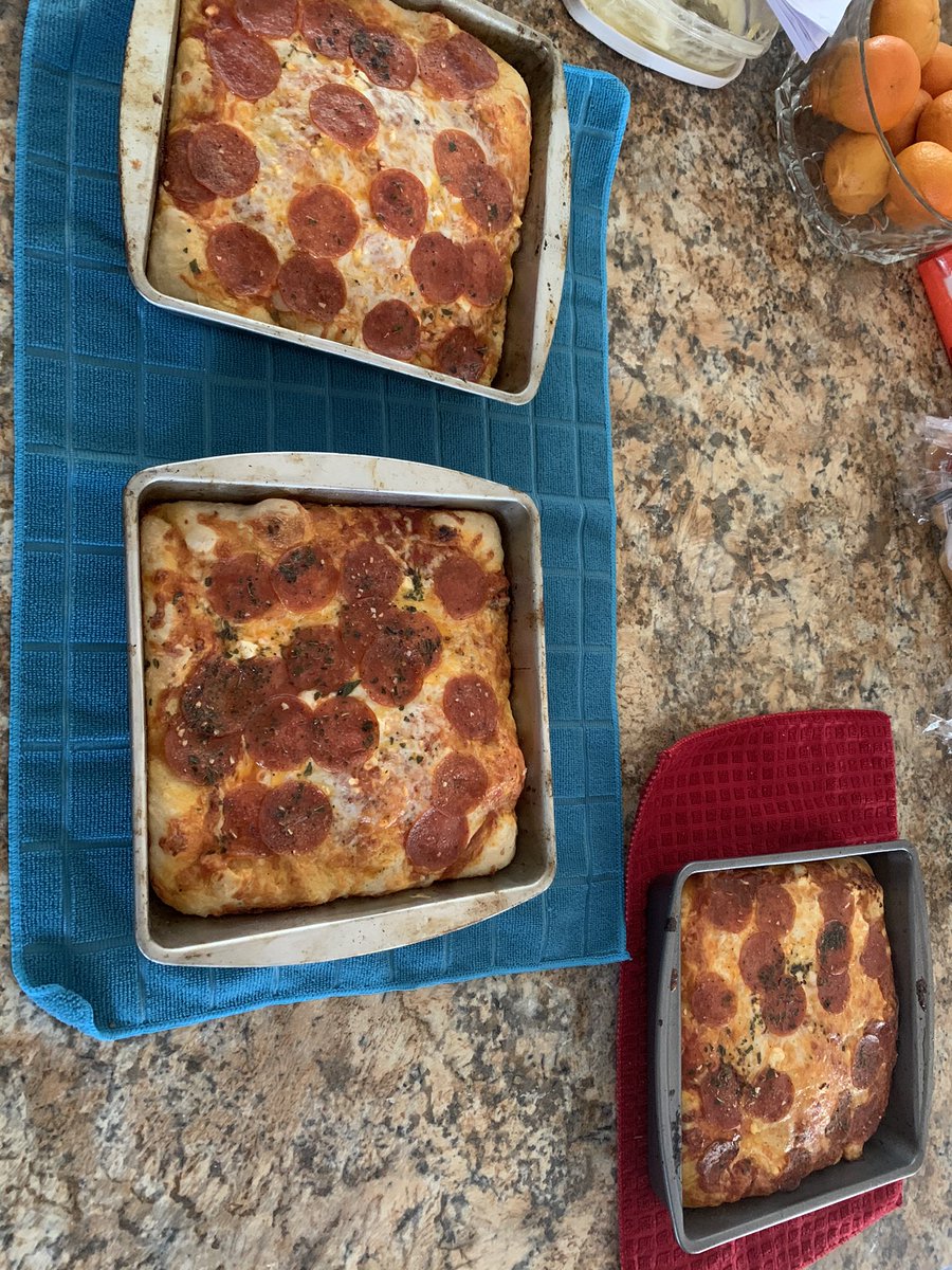FuckDHSandICE's tweet photo. Made some pizza from scratch last night using focaccia dough. https://t.co/qneEBpmYup