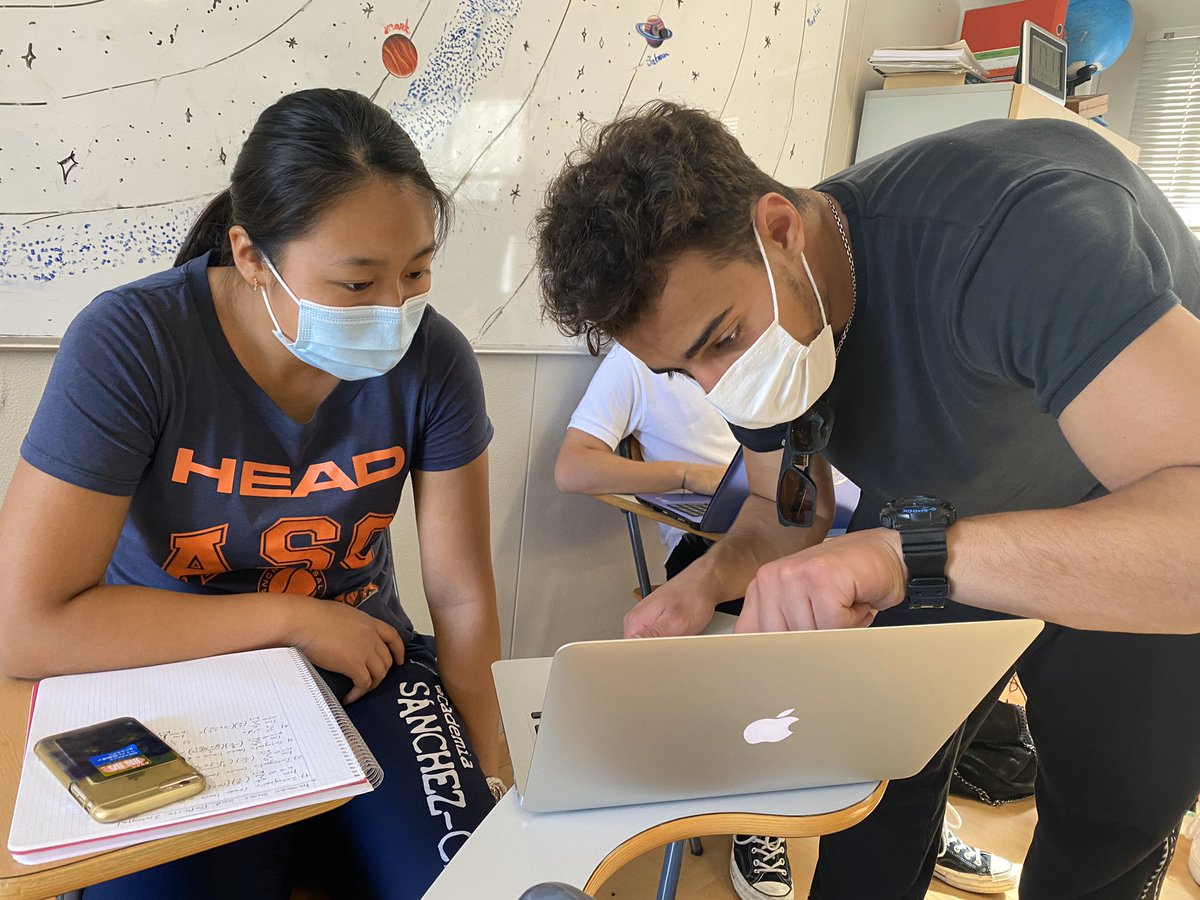 ES_School_Bcn's tweet image. High school #students hard at work today

#esinternationalschool #highschool #presentationskills #collaboration #studentathletes #effort #americanschool #barcelona