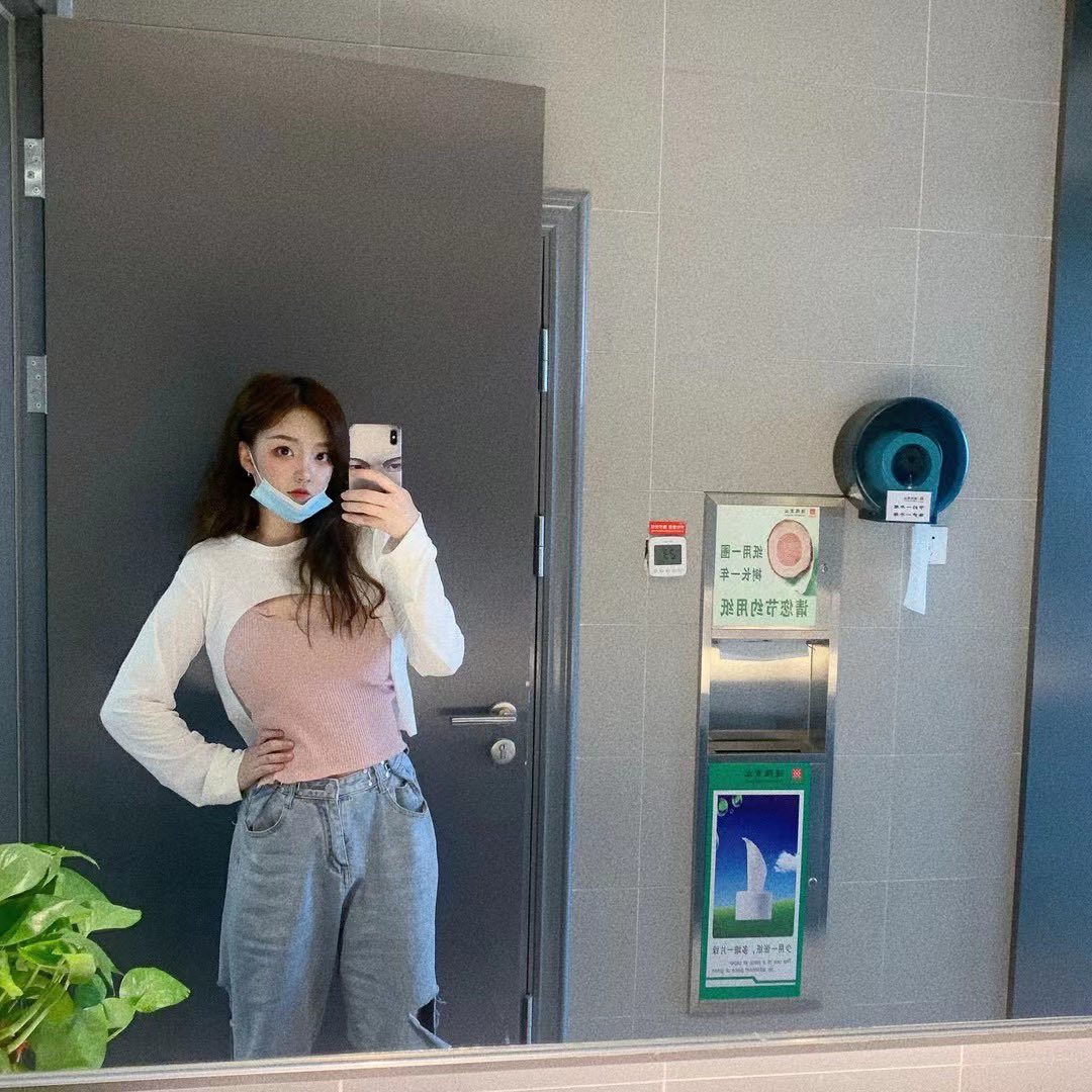 刑者投稿(接稿反差女、自己、同事、人妻、朋友、同学) tweet media