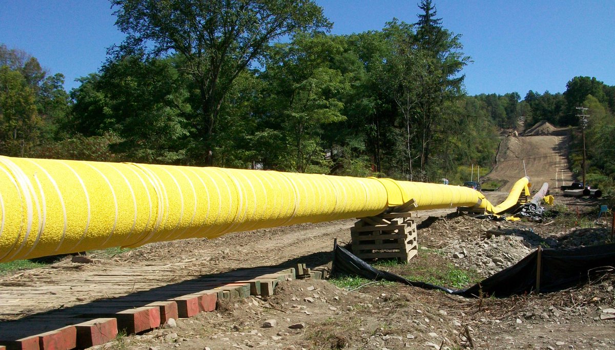 Sika_USA's tweet photo. Tuff-N-Nuff® protects pipeline coatings from direct impact during backfill operations. It provides long-term protection by keeping hard objects in the backfill from coming into contact with the pipeline. https://t.co/I1dUwgmWEY

#pipelineprotection #rockshield #oil #gas #sika https://t.co/AzV9kRRKgE