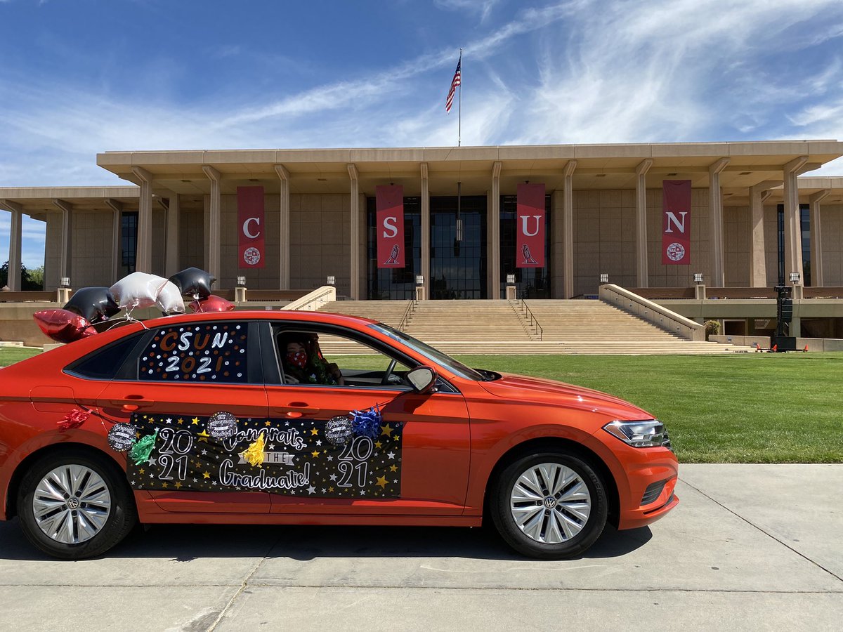 csunorthridge's tweet image. It’s a beautiful day for #CSUN CARmencement! #CSUNgrad