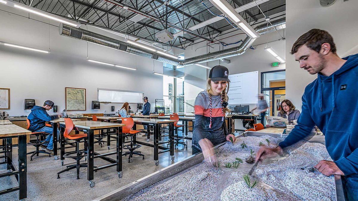 Cushing_Terrell's tweet photo. New in our portfolio: The daylight-infused, technology-rich Career &amp; Technical Education Center at @TVCCpublicinfo is #handsonlearning at its best, supporting TVCC’s agriculture, natural resources, automated systems, welding &amp; fabrication programs. #CTE https://t.co/pDiHir4j9K https://t.co/OJx5Bi8llR