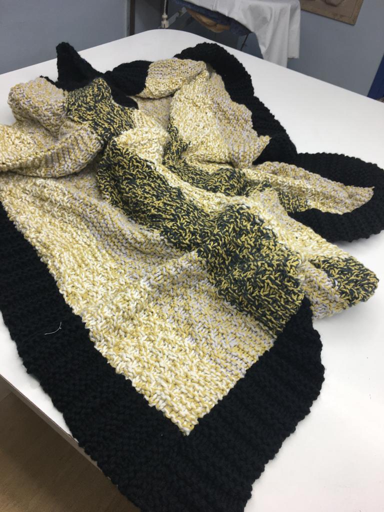 SangemL's tweet photo. El Blog de Sangem Labors: Manteta de sofà by Sangem Labors 🧶🛋️💛 https://t.co/UgwLgLPe1o @SangemL @Barcelona #Democracia https://t.co/a8sfxkJqBk