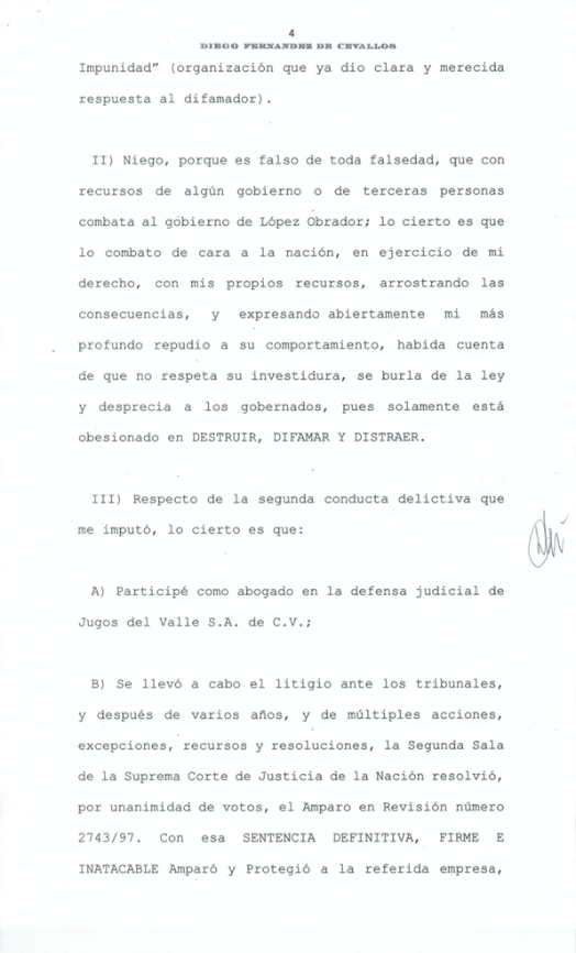 DiegoFC's tweet photo. Hoy, 25 de mayo de 2021, a las 12:15 horas, personalmente acudí a la Fiscalía General de la República y presenté formal Denuncia de Hechos, en relación con las recientes imputaciones que me hizo el corrupto depredador que actualmente ensucia el Palacio Nacional. https://t.co/SwoYwnefq3