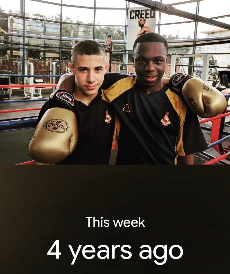 Time flies! 4 years ago,the first #SweetScience exhibition #boxing match at Burlington Danes Academy.
Attended by pupils & teachers who applauded the #skills, #selfcontrol & proficiency of the student participants. An awesome experience for those who took part 🥊
#boxinginschools