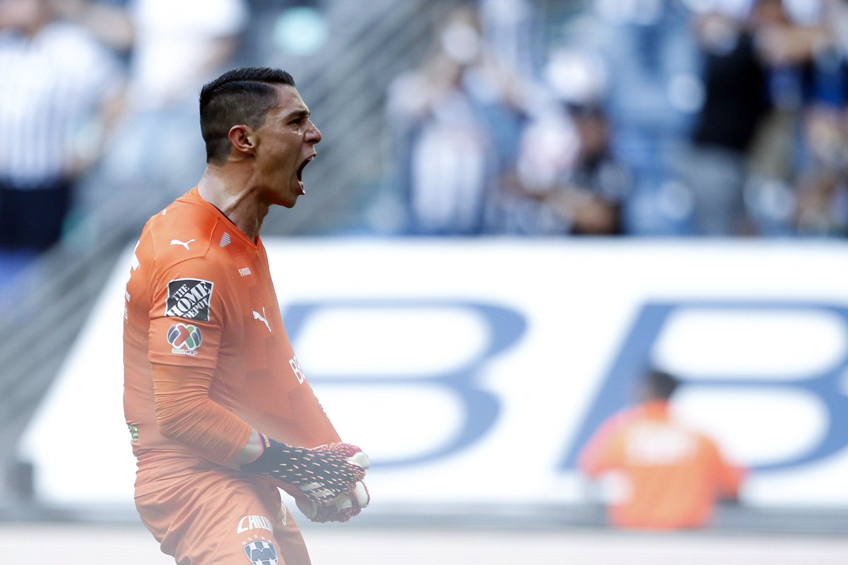 ¿Hugo González debería de seguir en Rayados?

💗SÍ.
🔄NO.