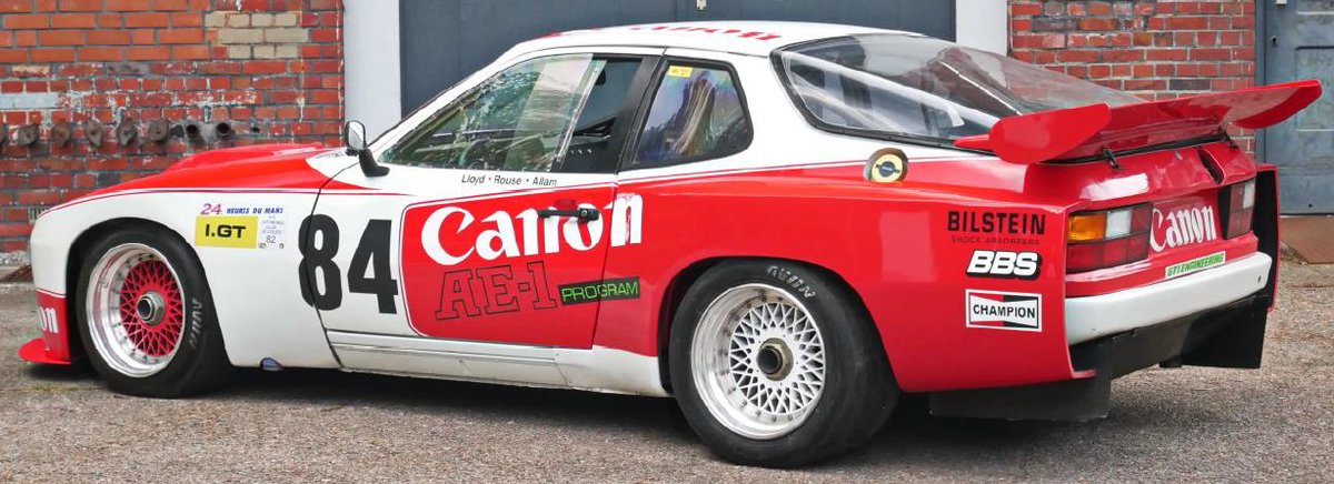 UltimativCars's tweet photo. A new day, a new (used) car
I got offered a #Porsche #racecar; it's a 924 #GTR "#Werksrennwagen" from 1981 of British #racedriver & #GTIEngineering-founder #RichardLloyd (1945-2008), who drove this factory racing car in #Sebring & #LeMans.
Only 17 units were built of these. https://t.co/YnsvWrOoPm