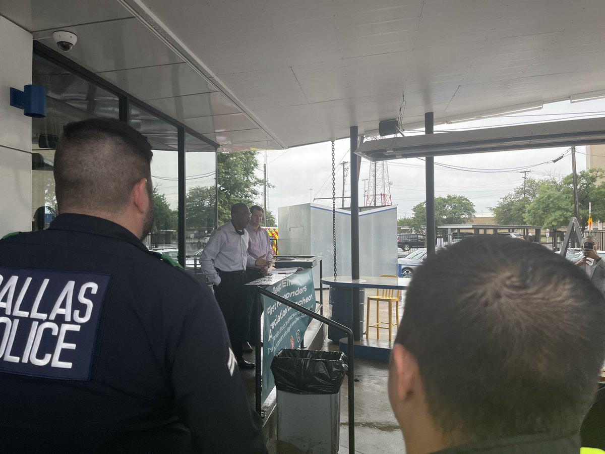 Dallas Central (@dpdcentralnpo) on Twitter photo Great event at Thunderbird Station today, as the <a href="/DEF_Texas/">Deep Ellum Foundation</a> recognized first responders and hosted a luncheon. Great event at Thunderbird Station today, as the <a href="/DEF_Texas/">Deep Ellum Foundation</a> recognized first responders and hosted a luncheon.
