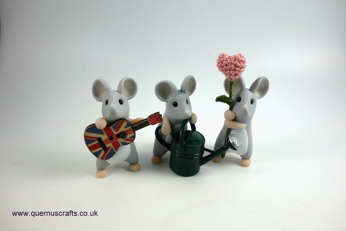 QuernusCrafts's tweet photo. Latest newsletter has just gone out :) https://t.co/wfikBGnbq9 https://t.co/1VsWib1gju