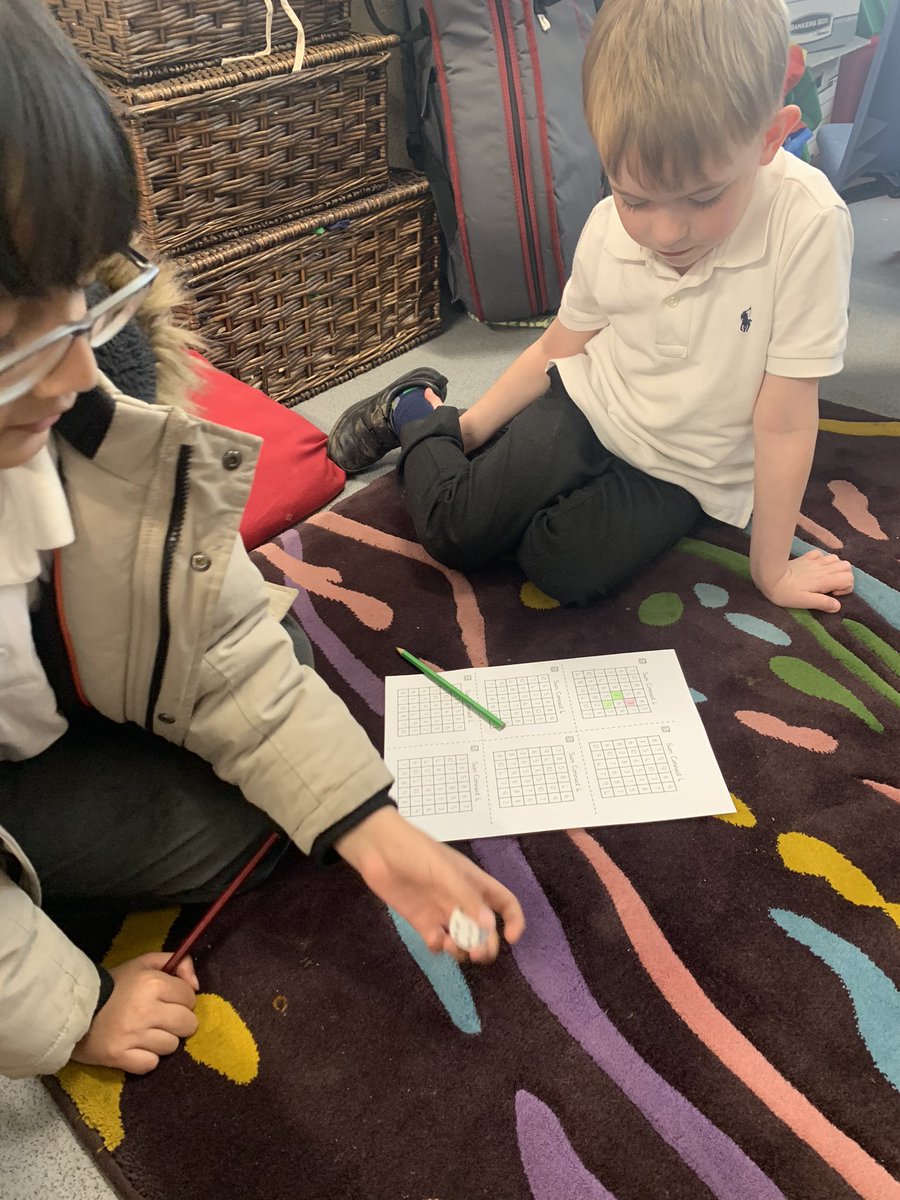 Hawthorn_PS's tweet photo. KS1 maths club had a mathematical game of connect 4! The children had to take it in turns to roll two dice and then find the sum of the two dice before crossing it off in their grid. We used the resource from https://t.co/IVWYPgYzod #ks1maths #ks1mathsclub #iseemaths https://t.co/vYKXs23jLW