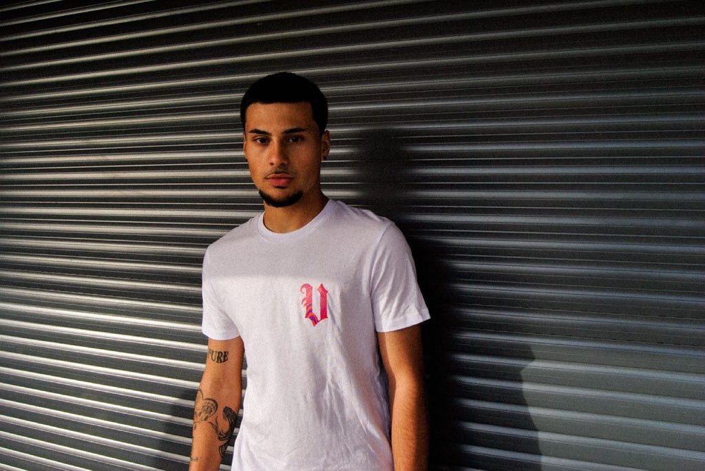 Vic7Official's tweet photo. NOW AVAILABLE
Smile collection ☻
T-shirt one of the greatest prisons people live in is the fear of what other people think • 14€
front / back

Orders by private message ☻

#vic7 #nowavailable https://t.co/8iitxwic6K