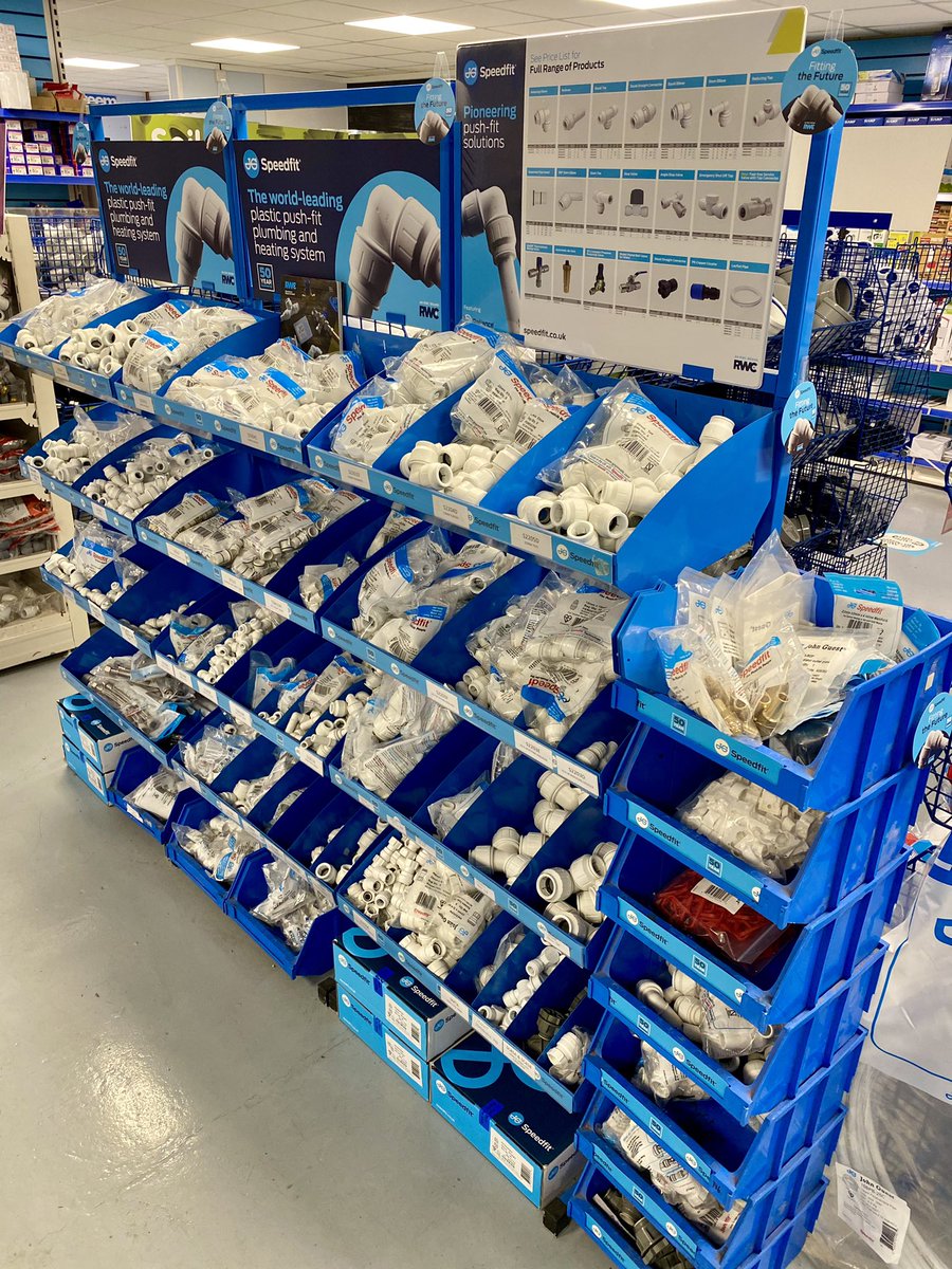 MattSmithRWC's tweet photo. @PlumbstopLtd in Bristol with a fantastic range of @JGSpeedfit 
Speak to Matt Edmunds and his team for more details.
#JGSpeedfit #layflatpipe #ufh #RelianceValves https://t.co/fTWrHnSrq3