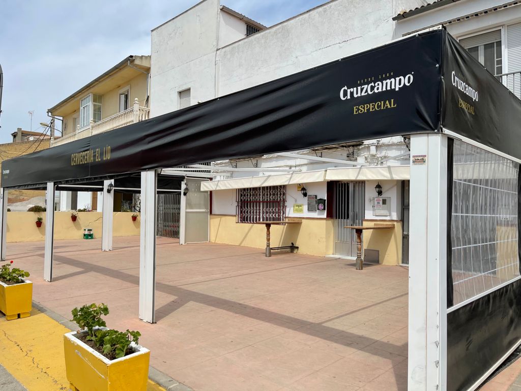 gesmatec's tweet photo. ¡Cervecería El Lío (Sevilla) se une al engranaje del Grupo Gesmatec, ¡bienvenidos!🥳

☑️#TPV + software Nerón
☑️Impresoras cocina
☑️PDAs para comandas
☑️Nerón Cloud TPV en el móvil

👉Si quieres tener la #tecnología al servicio de tus objetivos contacta en https://t.co/Tm6Lgmuor7 https://t.co/gP7jjVRxn3
