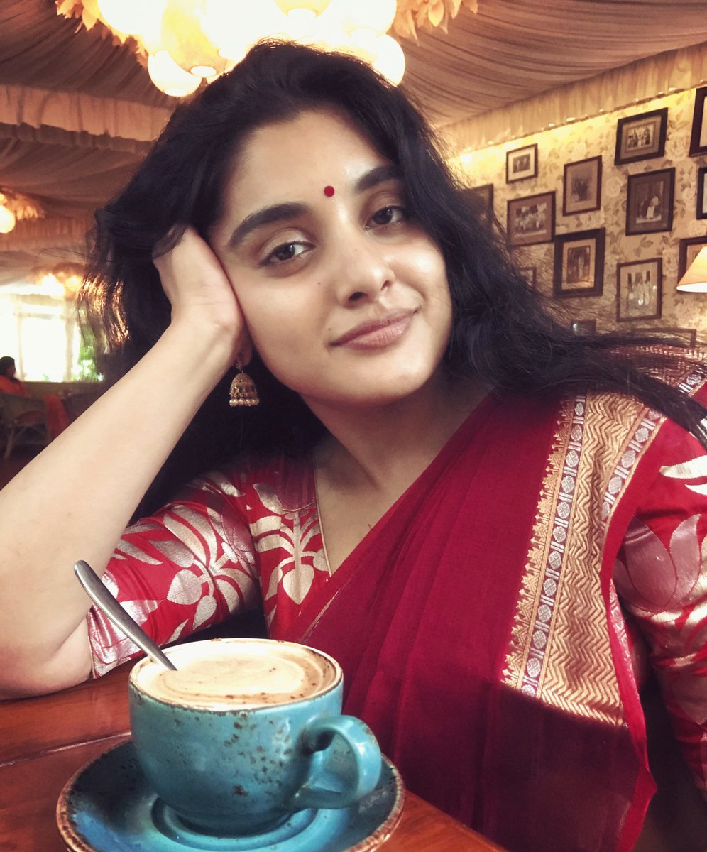 Rambantu7's tweet photo. Nanum @AbhinayaOffl coffee la sugar kammi ya eruka ? Na veana podatuma white liquid sugar 

@AbhinayaOffl ne poda vendam daw na ne vandhu eduthukaren variya https://t.co/03zJtVmDTV