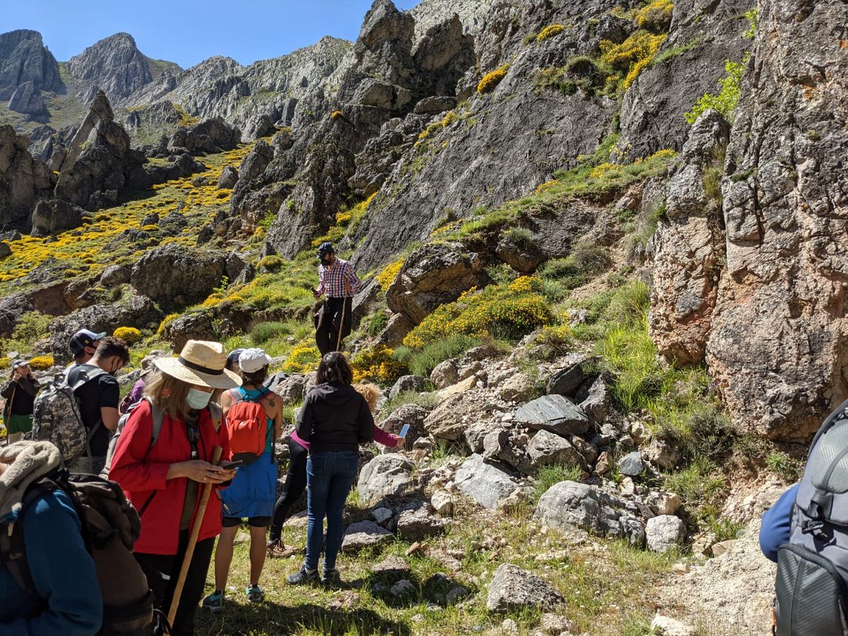 I BIOMARATÓN DE FLORA ESPAÑOLA- Ruta Villanueva de Omaña.
El I Biomaratón, organizado por <a href="/OficialSebot/">Sociedad Botánica Española</a> con el <a href="/HerbariumLeb/">Herbarium LEB</a> de <a href="/unileon/">Universidad de León</a>, ha sido todo un éxito. 
Gracias a <a href="/EstrellaASaiz/">Estrella Alfaro Saiz</a> a Alipio García y Javi y Ainhoa de <a href="/EsenciasdeLuna/">Esencias de Luna</a>  y gracias a todos los participantes 💚.