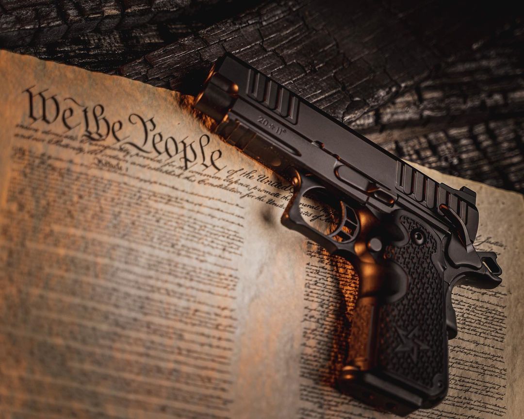 NRA's tweet photo. The Second Amendment Was the Founding Fathers’ Carry Permit https://t.co/eRfp55NDno