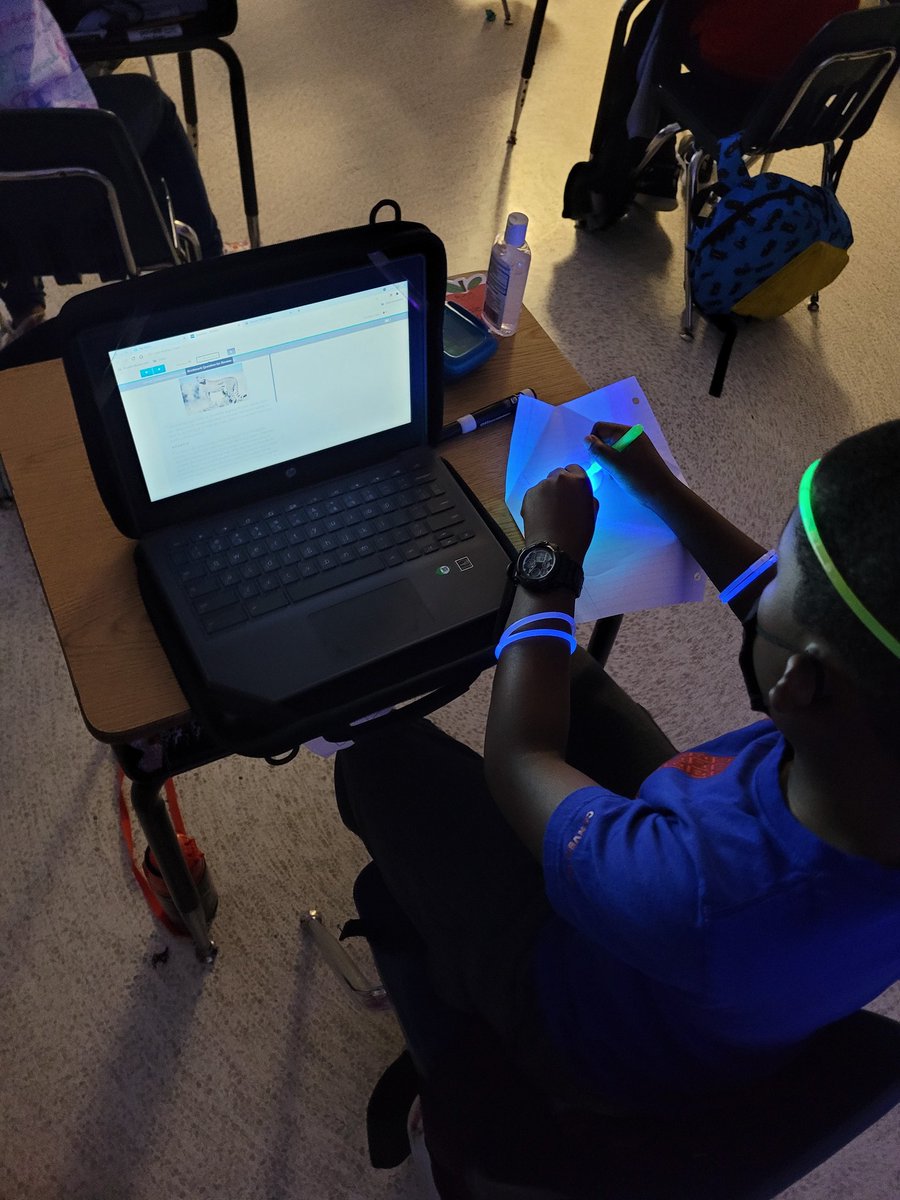 Lindsey Recine tweet media