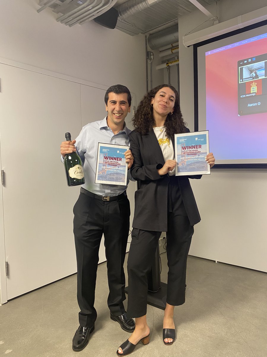DenmarkinSV's tweet image. And we have a winner: Cheetah! 🎉🥳🍾Congrats Amira and team for the great pitch of your startup idea! We wish you best of luck in your journey. Thanks again to the great panel and our brilliant students in the FinTech Scholarship program! #Fintech #SiliconValley 
@JordanWahbeh