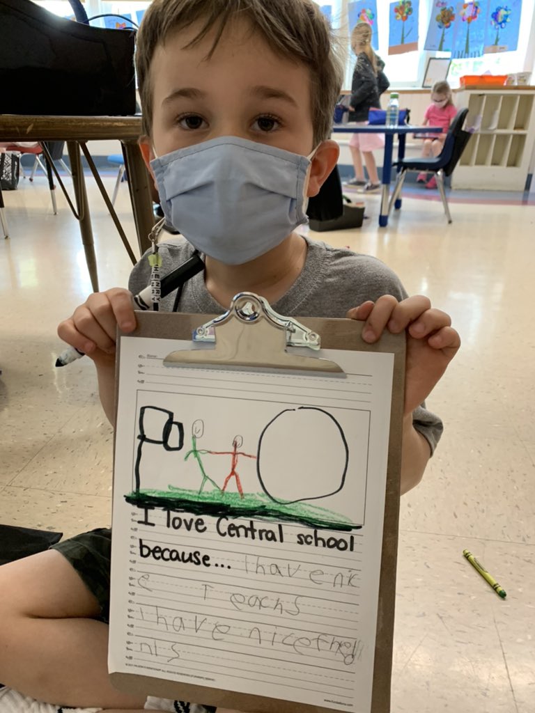 kcentralk's tweet photo. I is for I love central school day! @CentralES1 @HaddonSchools https://t.co/6QJmCdtqpf