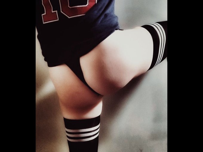 I'm online on @Skyprivate (live skype show). my private profile: https://t.co/pr6xp7sFfa Please RT thanks