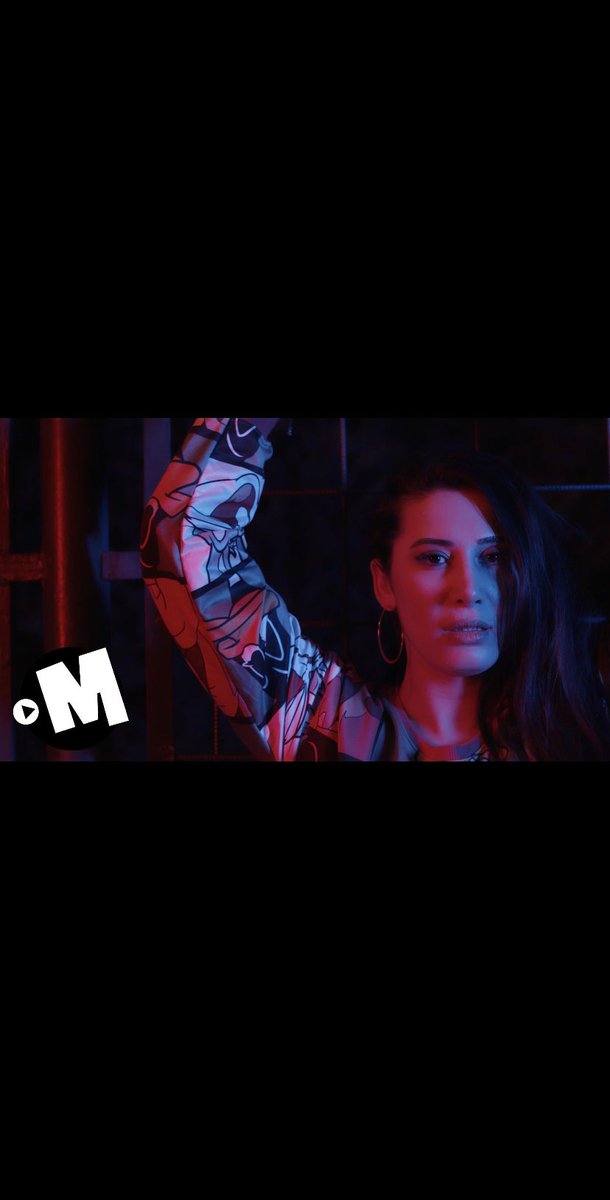 Yarın saat 17:00’da “Biliyorum” adlı şarkımız sizlerle buluşuyor 🔥
youtu.be/NdYP7k9NjF0
 azra biliyorum 🎶