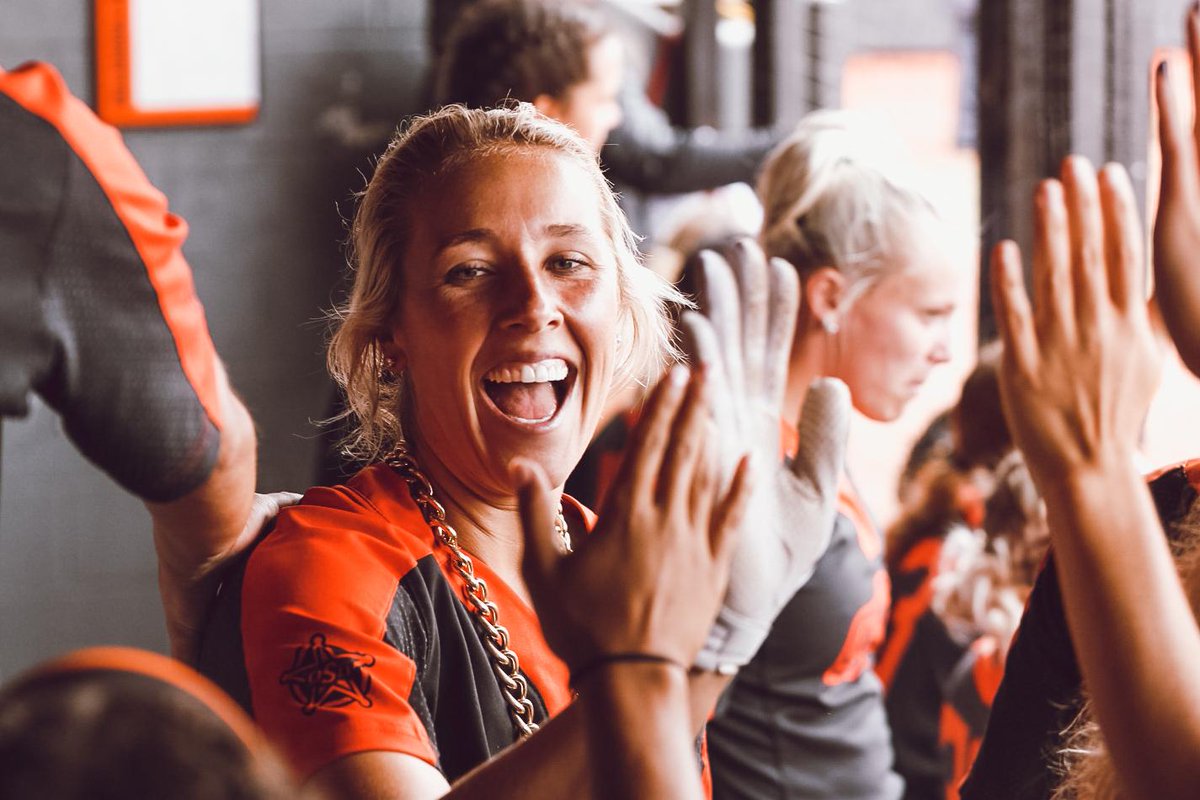 Vote for the #NCAASoftball Photo of the Week 📸

1️⃣ <a href="/ArizonaSoftball/">Arizona Softball</a> Fired up! 🔥
2️⃣ <a href="/UGASoftball/">Georgia Softball</a> Pure joy 🥳
3️⃣ <a href="/GoShockersSB/">Wichita State Softball</a> Making plays 😎
4️⃣ <a href="/CowgirlSB/">OSU Cowgirl Softball</a> Record-breaking smile 😄

#RoadToWCWS
