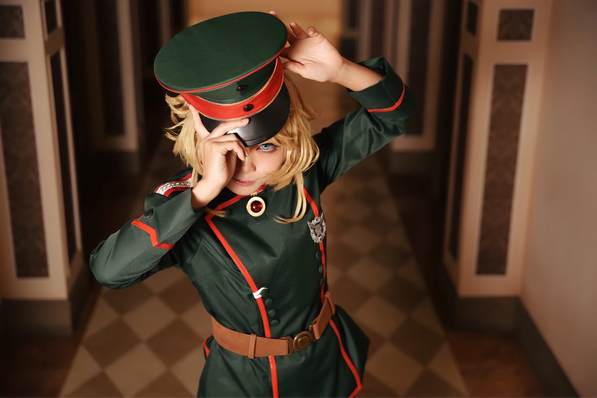 ターニャ・デグレチャフ 「#画像を4枚晒したらrtがきてフォロワーがぶわーって増えると聞いて 」|菊壱のイラスト