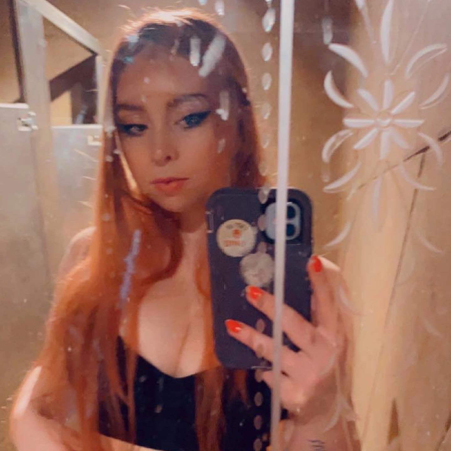 1 pic. sry it’s been so long ooops 🥴 https://t.co/XZDWZf6MHk