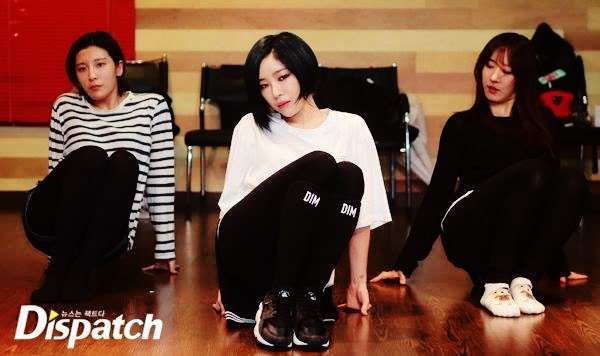 zoratwt's tweet photo. 𝗬𝗢𝗭𝗢𝗥𝗔 𝘅 𝗗𝗜𝗦𝗣𝗔𝗧𝗖𝗛 (요조라와 디스패치) BEHIND THE SCENES OF:

'𝗣𝗔𝗥𝗔𝗗𝗜𝗦𝗘 𝗟𝗢𝗦𝗧' DANCE PRACTICE

#YOZORA #요조라 #wDISPATCH https://t.co/ssIpyChAUl