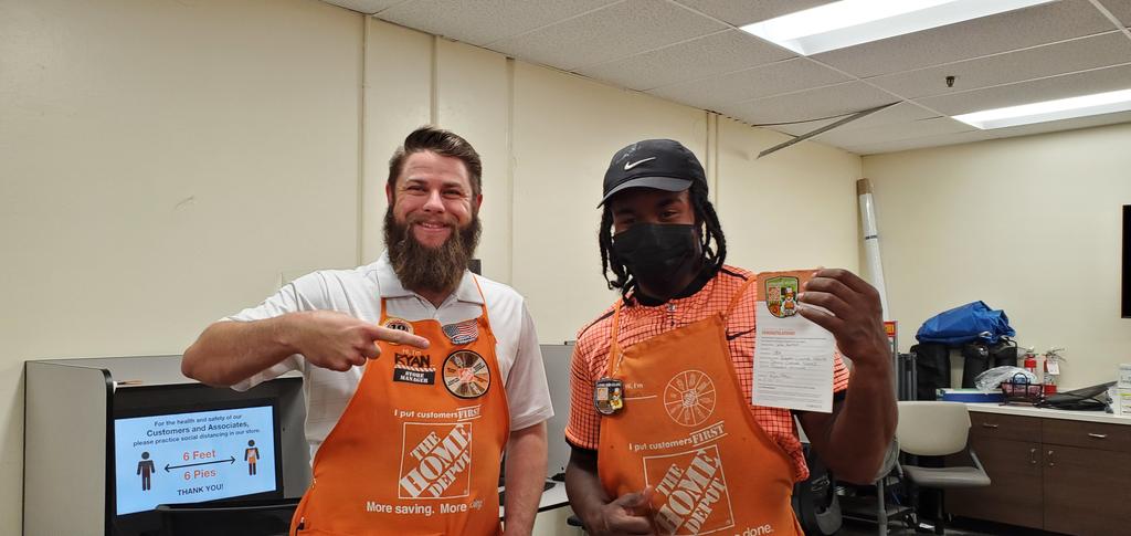 Sonya Skinner (@sonyask70264893) on Twitter photo Awesome job Will Hampton! Popping up in VOC and customers stopping by the desk to make sure your mangers know how great your customer service is!!! Living our values with excellent customer service! @RyanHallTHD804 <a href="/misshd03/">Megan A. Coleman</a> <a href="/frblackwell2/">frblackwell</a> <a href="/KochBkoch/">Bobbie Koch</a> <a href="/CurtisG68716988/">Curtis Gordon</a> Awesome job Will Hampton! Popping up in VOC and customers stopping by the desk to make sure your mangers know how great your customer service is!!! Living our values with excellent customer service! @RyanHallTHD804 <a href="/misshd03/">Megan A. Coleman</a> <a href="/frblackwell2/">frblackwell</a> <a href="/KochBkoch/">Bobbie Koch</a> <a href="/CurtisG68716988/">Curtis Gordon</a>
